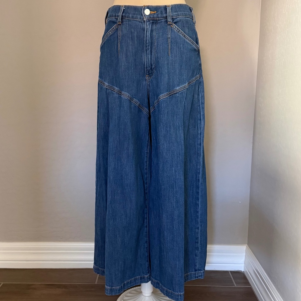 Anthropologie Womens Wide-Leg Blue Jeans with Pleated Skirting by Pilcro Size 29